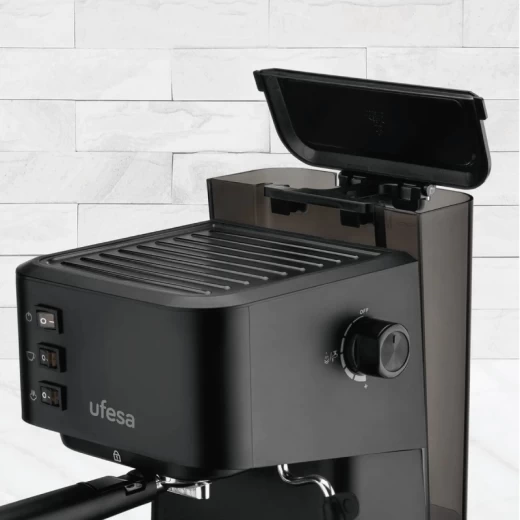 CAFETERA UFESA VARESE 20B 1050W 1.5L NEGRO